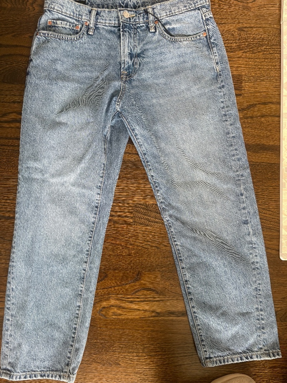 NWT Zara straight leg Mom Jeans